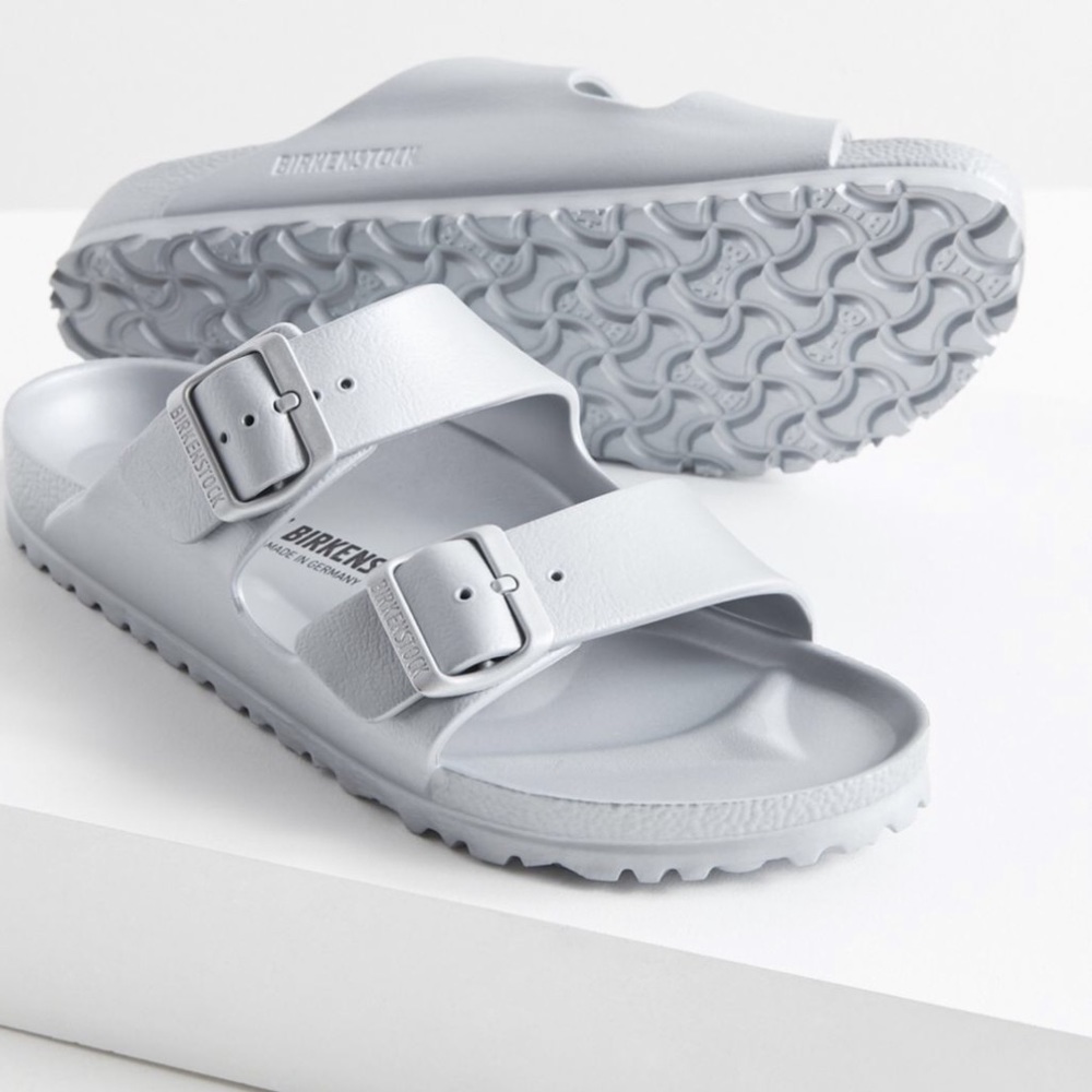 BIRKENSTOCKS “Arizona Soft Footbed” Slides - Picture 1 of 5